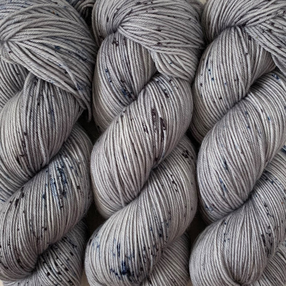 CASUAL FRIDAY // Hand Dyed Yarn // Speckle Variegated Yarn